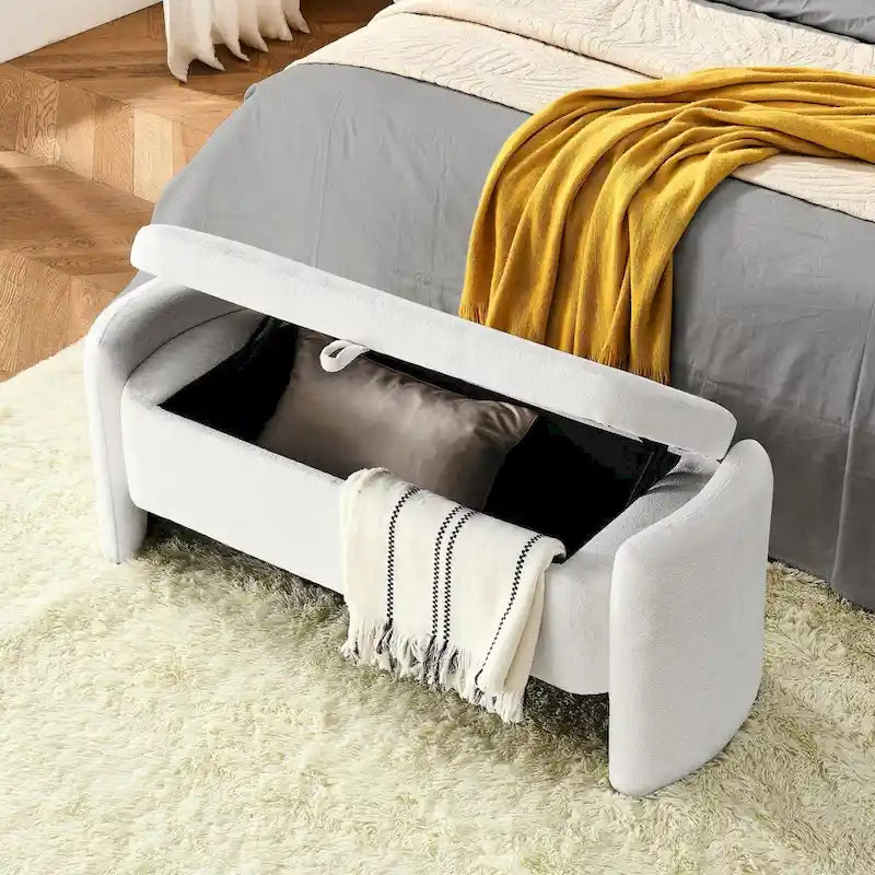 Storage Bench with Large Storage Space